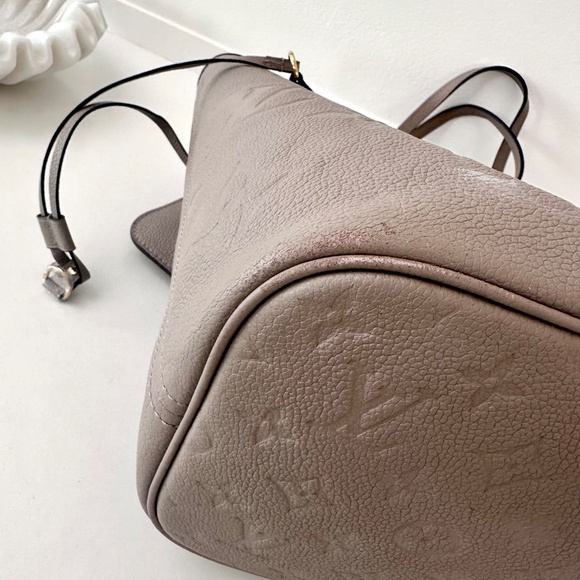 Empriente Medium Tote in Taupe/Turtledove - Picture 9 of 12